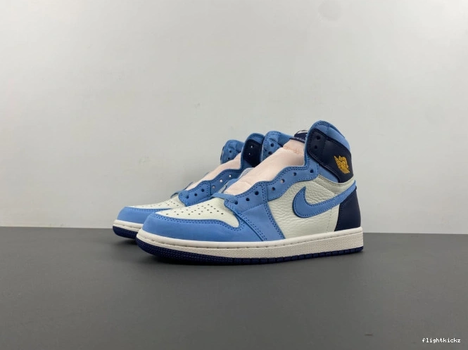 WMNS Air High FD2596-400 in OG First Flight Jordan 1 1014